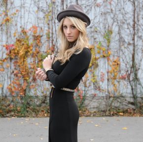 Queen of the blogs - Cupcakes and Cashmere